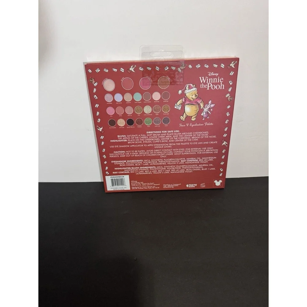 RARE Taste Beauty X Winnie The Pooh Christmas Face & Eyeshadow Palette Large NEW